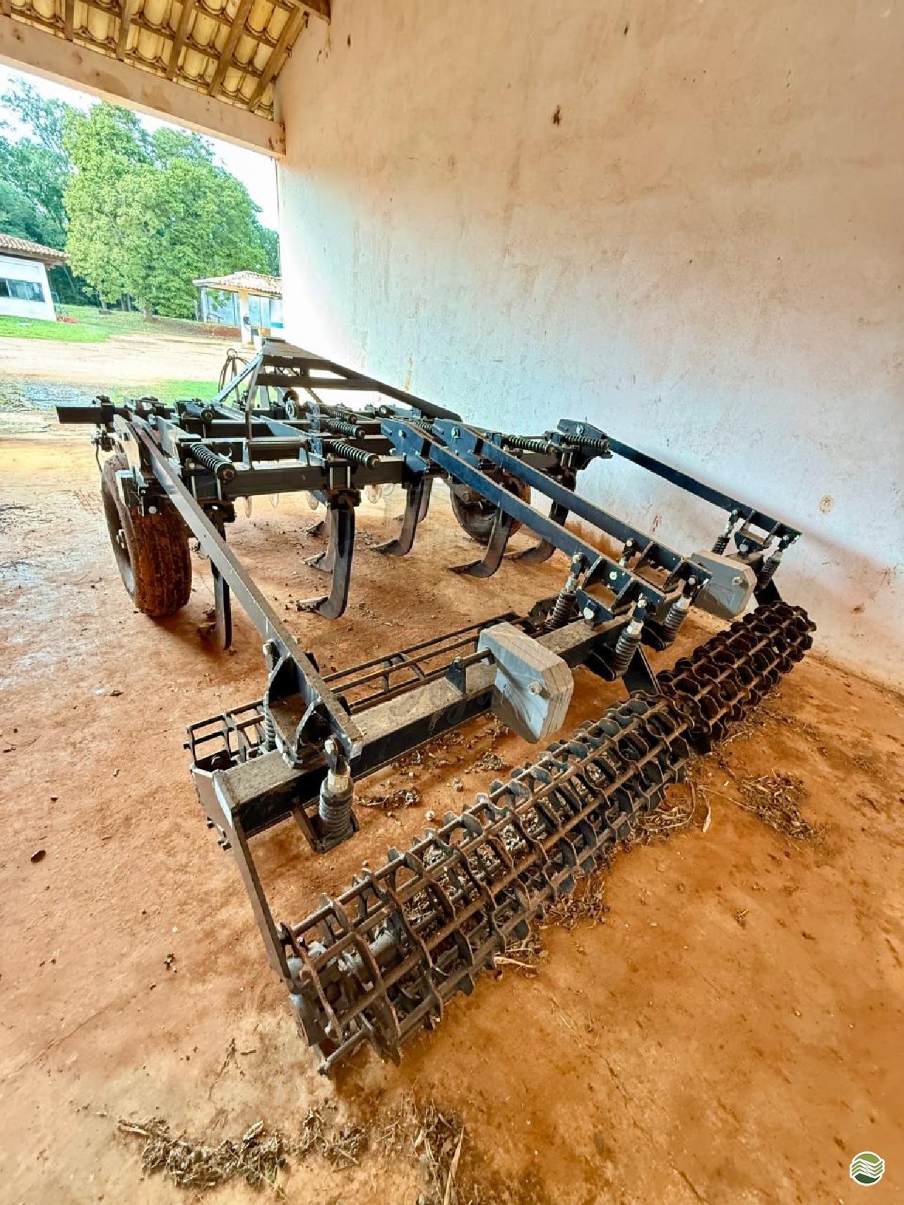 IMPLEMENTOS AGRICOLAS ESCARIFICADOR 9 HASTES DISCO CORTE  Consulting Agro ITUVERAVA SÃO PAULO SP